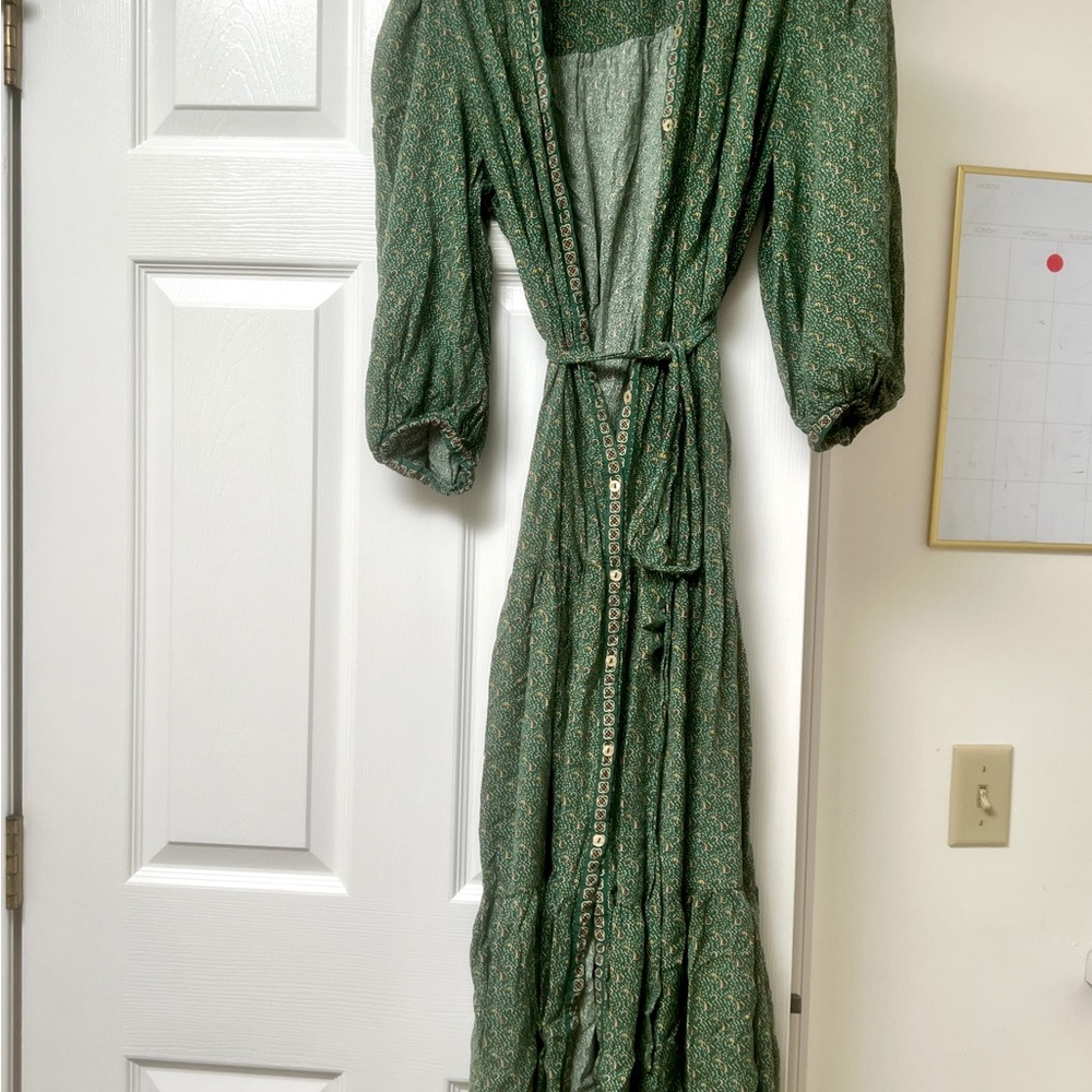 Max studio long flowly maxi green dress